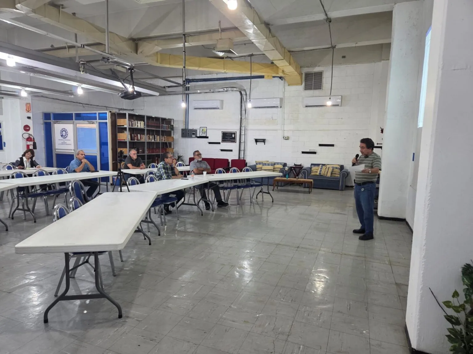 Asamblea 276